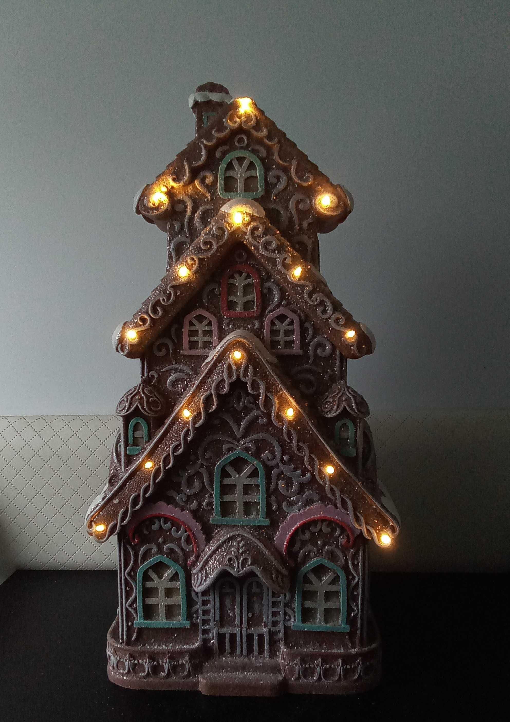 Domek z piernika Gingerbread XXL podświetlenie LED wys. 62cm