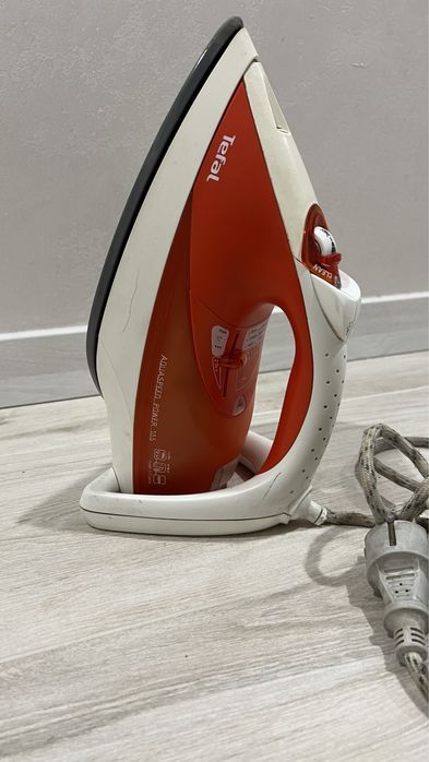 Праска tefal у хорошому стані