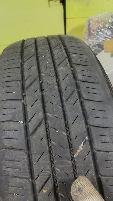 Одна шина R17 215x55 Good Year Assurance