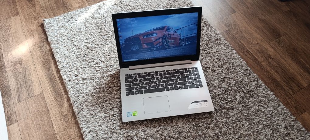 Игровой Lenovo  Full HD i5-7200/8 RAM/SSD 128Gb+HDD 1TB/Geforce 940MX