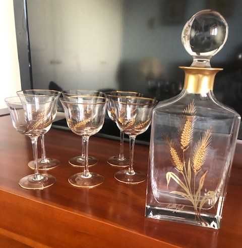 Lindíssimo conjunto garrafa e 6 copos cristal pintados mão