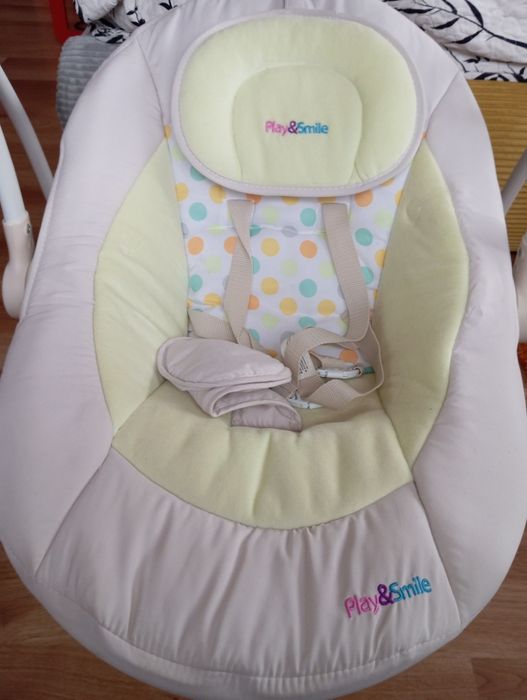 Huśtawka Bujaczek dla niemowlaka