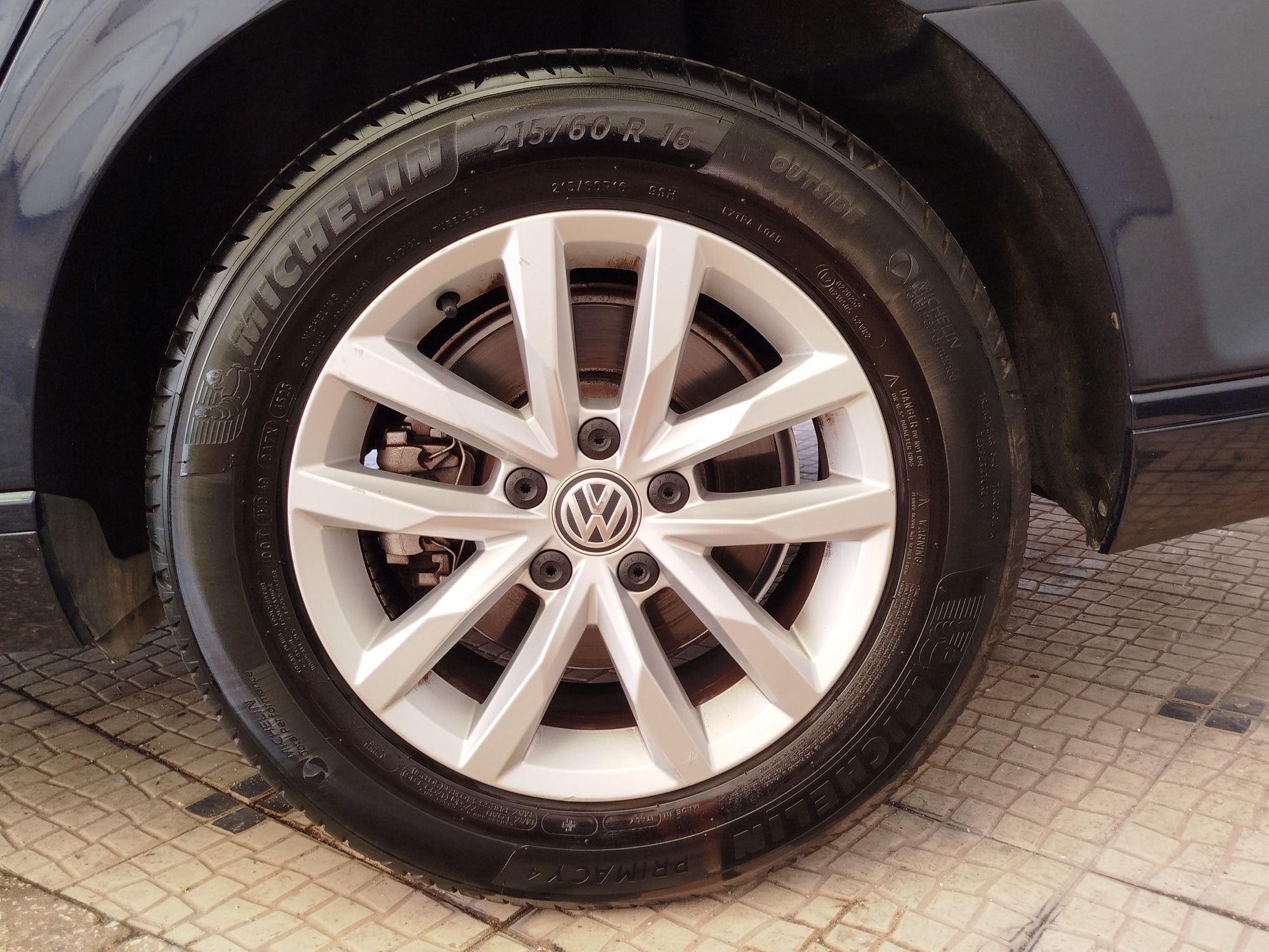 VW Passat Variant 1.6 TDi DSG Confortline