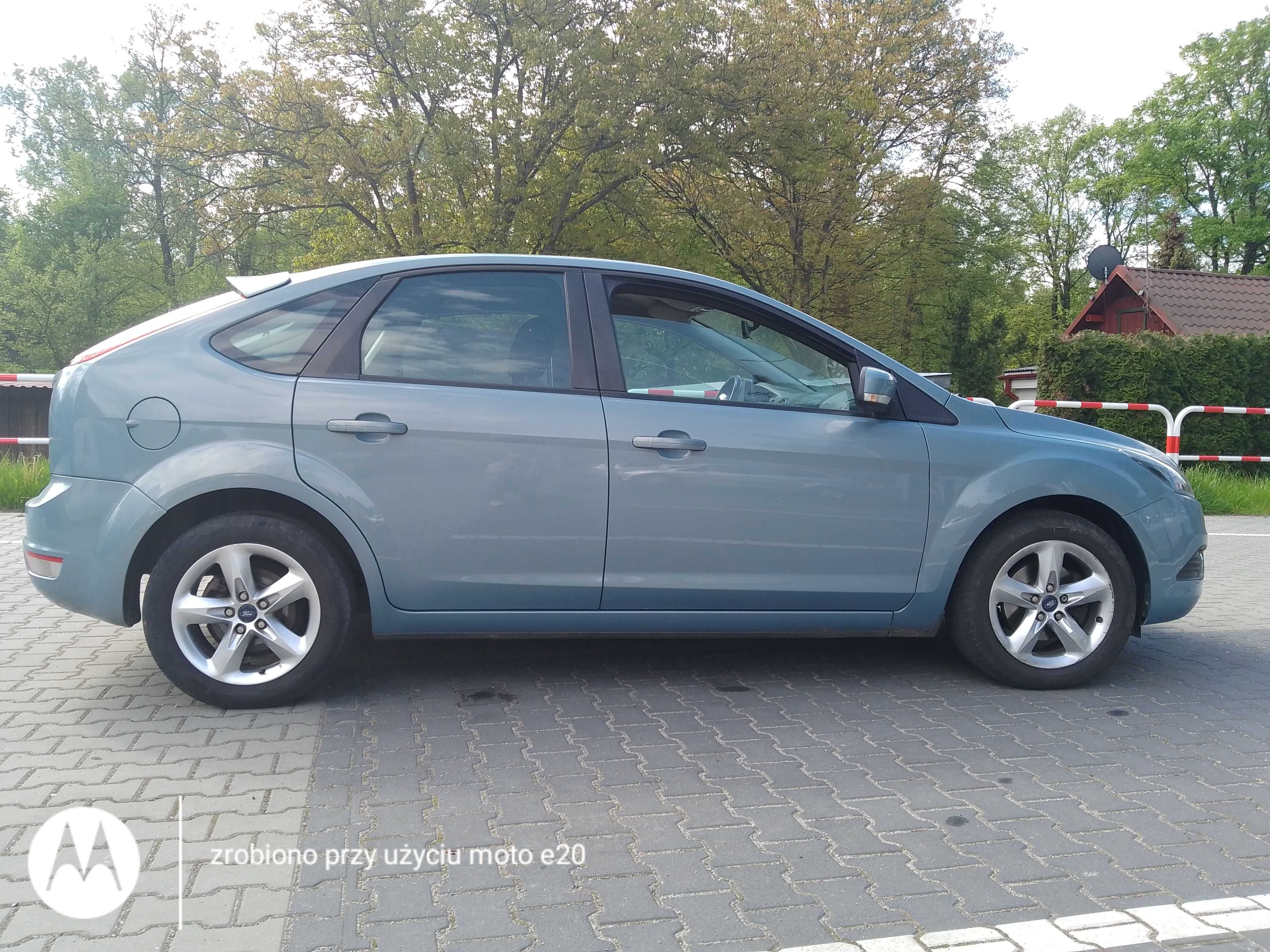 Ford Focus 1.6 benzyna 102 konie 2008