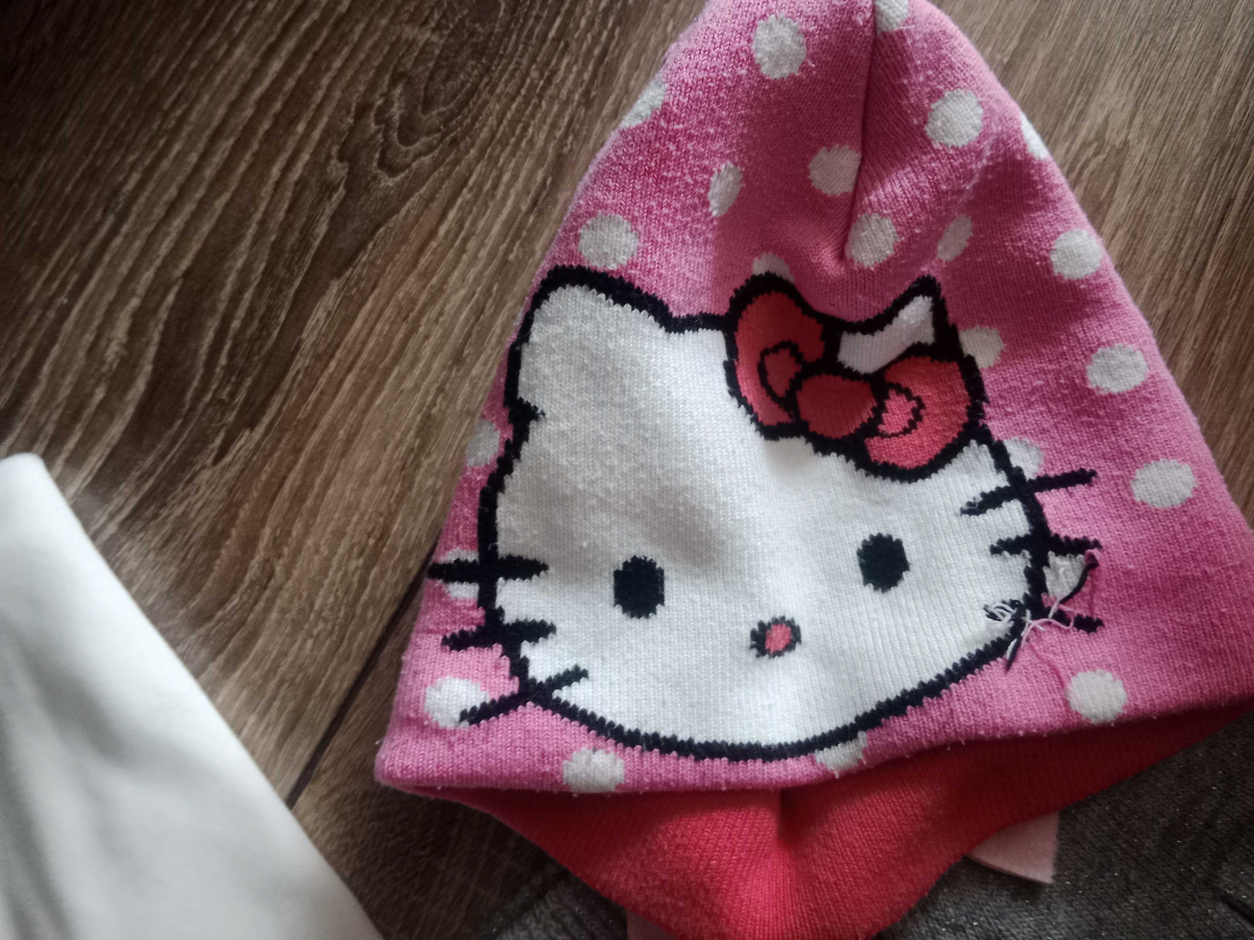 Komplet czapka, komin, rękawiczki, czapka hello Kitty, zestaw r 98/104