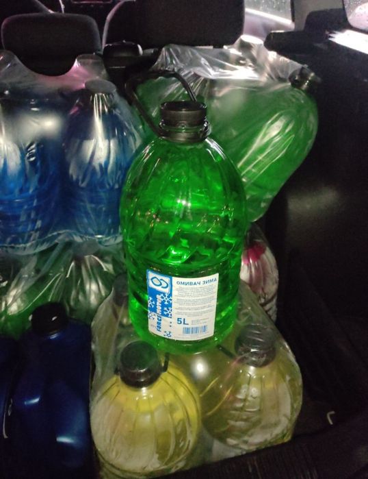 Омивач скла зимовий