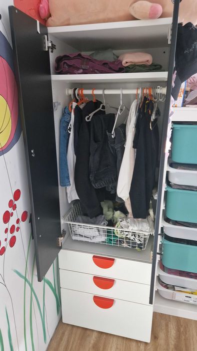 Шафа ikea в дитячу