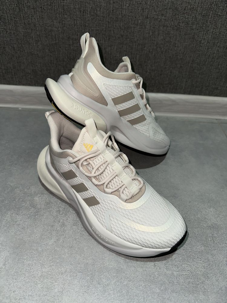 Кросівки adidas AlphaBounce+ ,нові, 38 розмір, оригінал