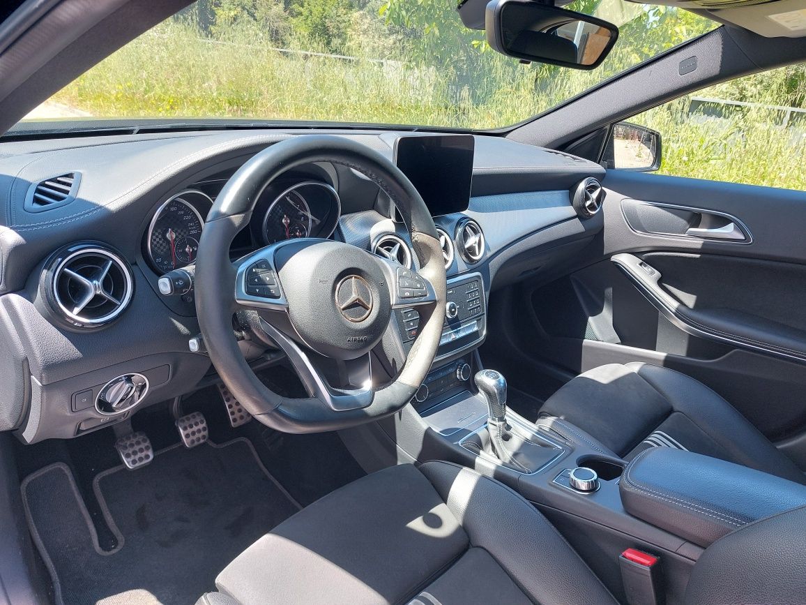 Mercedes Benz A180 AMG