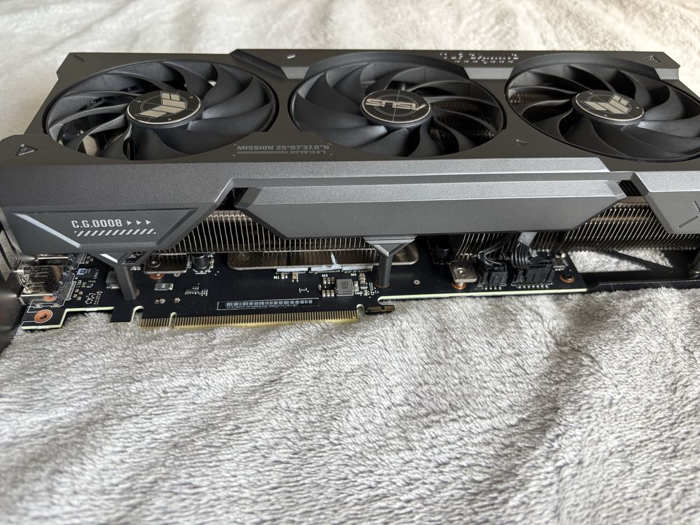 Karta graficzna ASUS TUF RTX 4070 TI GAMING 12 GB GDDR6X gamingowa