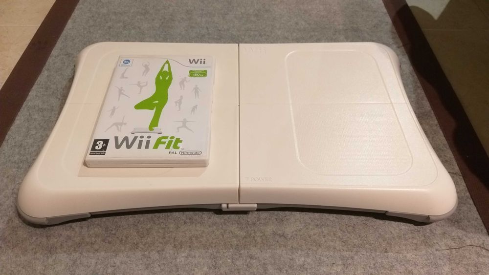 Wii Balance Board - Do gymnastics and physical exercise + offer of 2 games64585405365121120