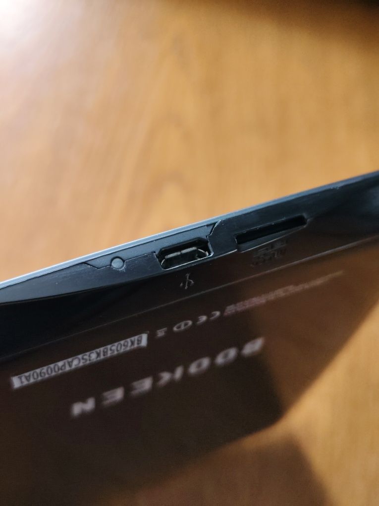 Електронна книга Bookeen Cybook Odyssey CYBOY3S-BK
