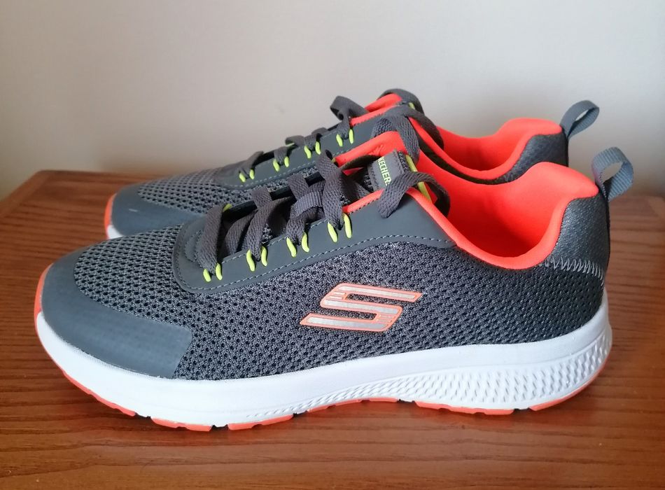 Ténis SKECHERS 38 (Como Novas)