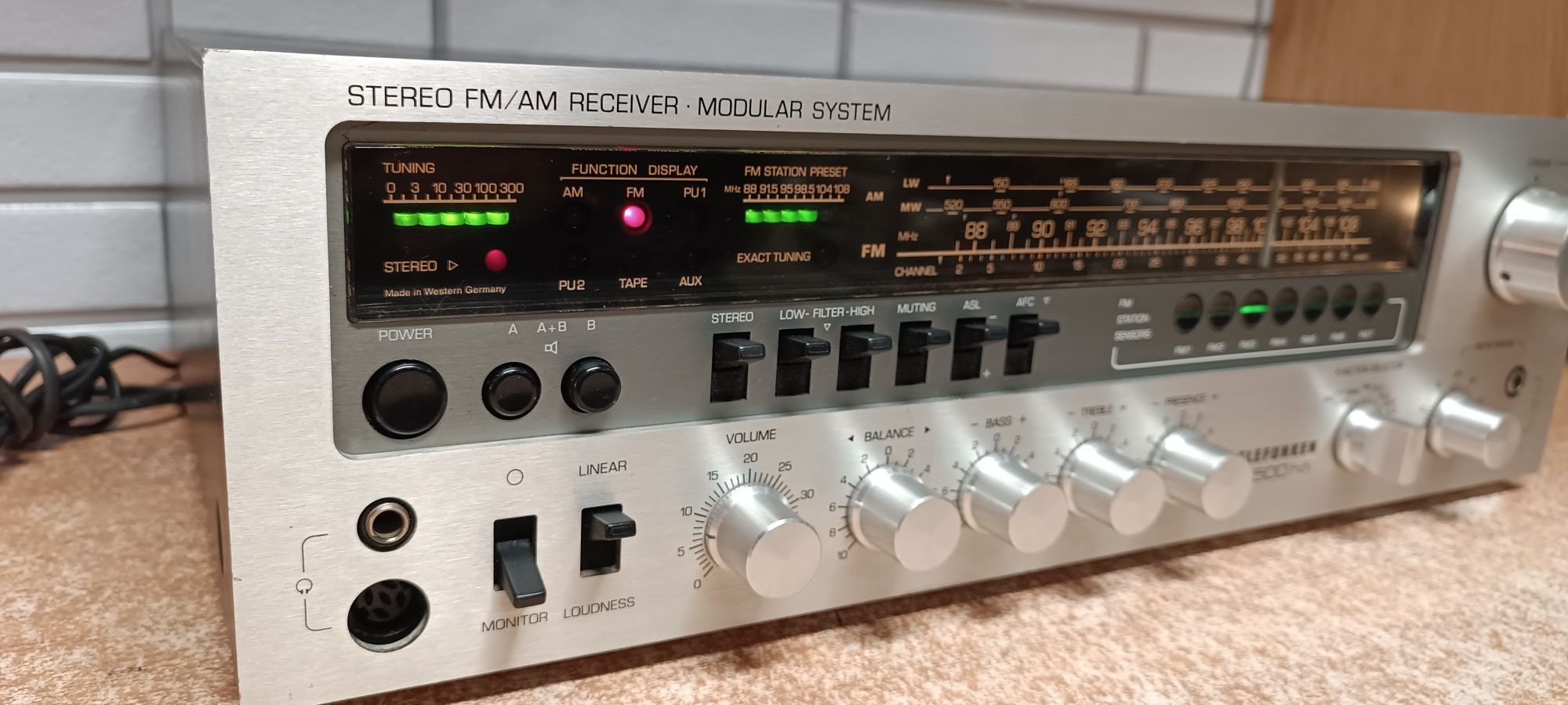 Amplituner TELEFUNKEN TR-500 hi-fi stereo