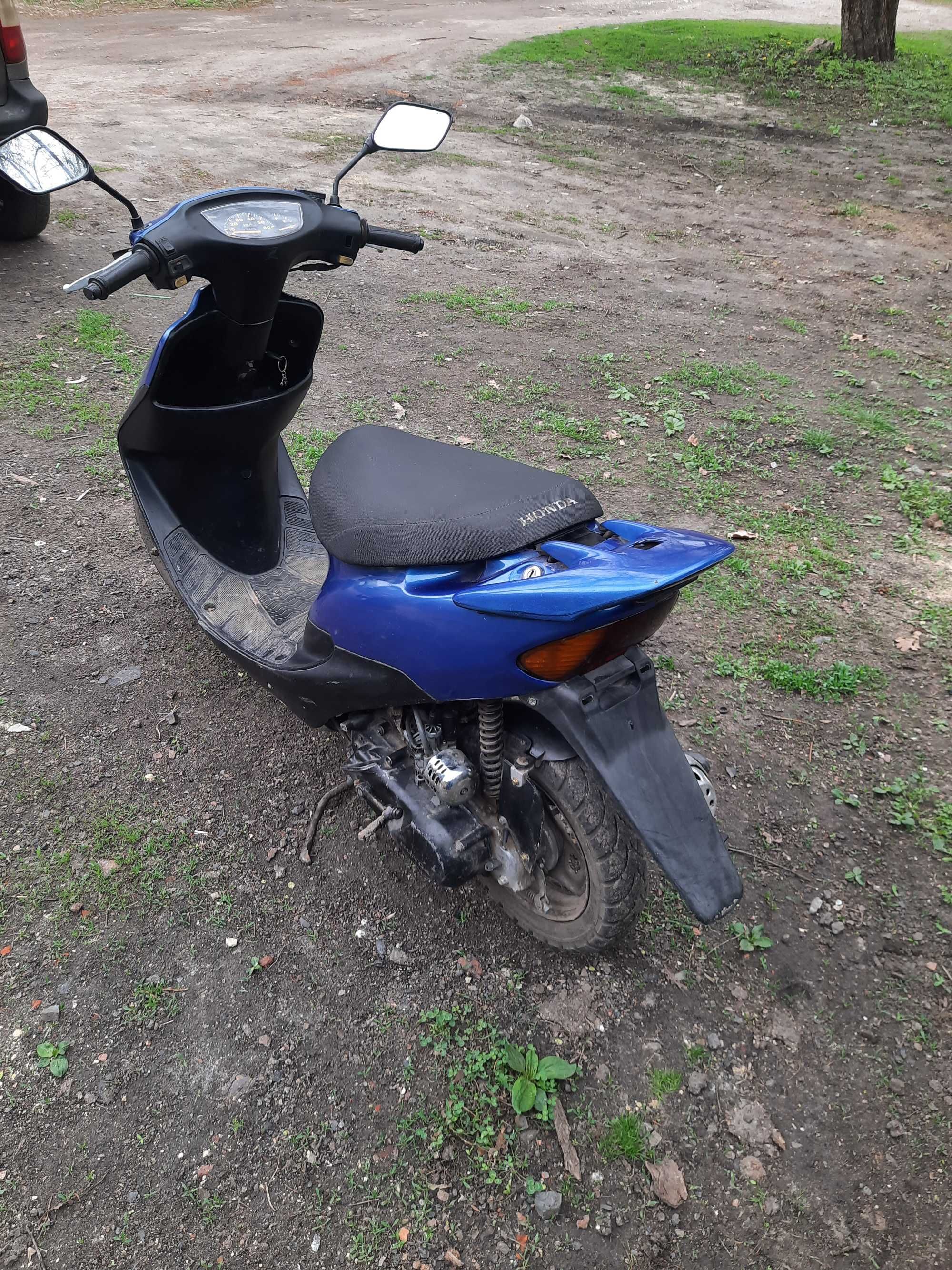 Продам скутер Honda Dio 34ZX