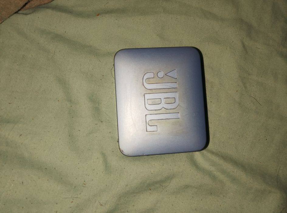 Продам Колонкк JBL