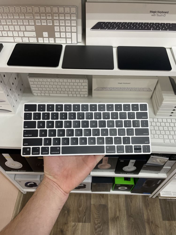 Apple Magic Keyboard 2 MLA22 custom бездротова клавіатура