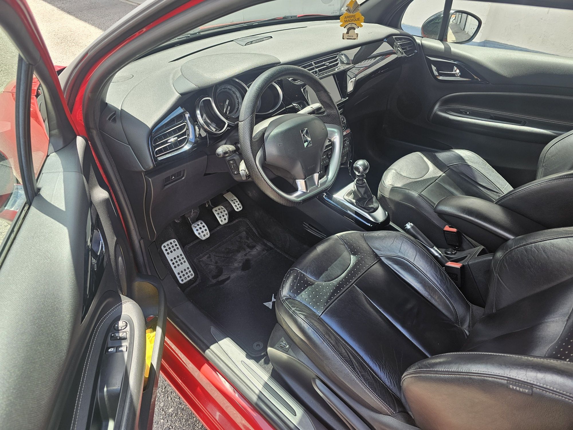 DS3 1.6 THP full extras