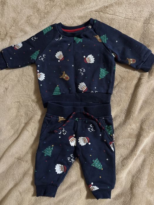 Новорічні костюми для немовлят