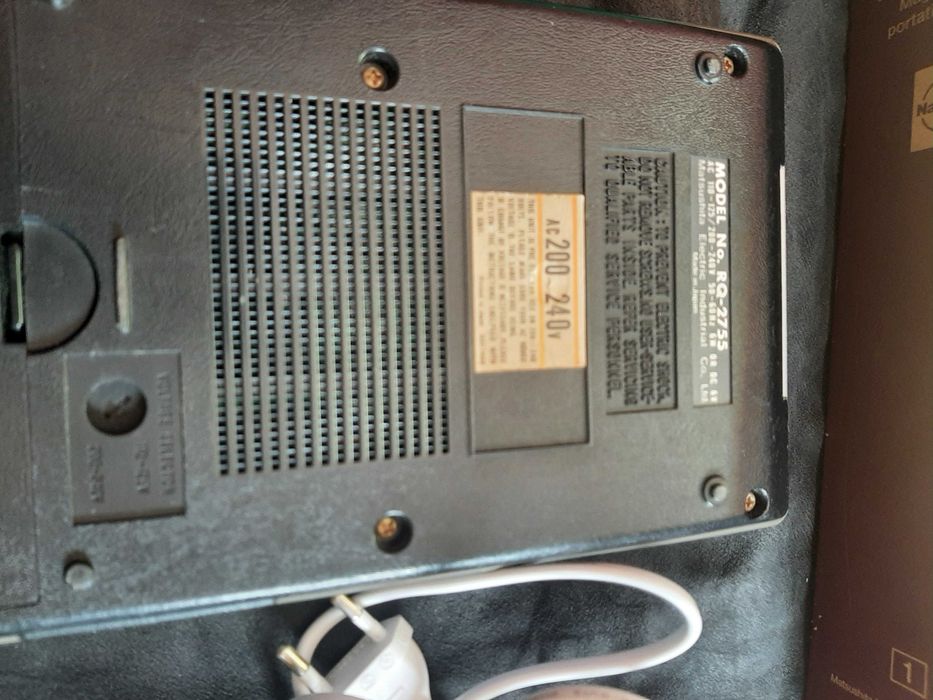 Магнитофон  National Panasonic RQ 2755