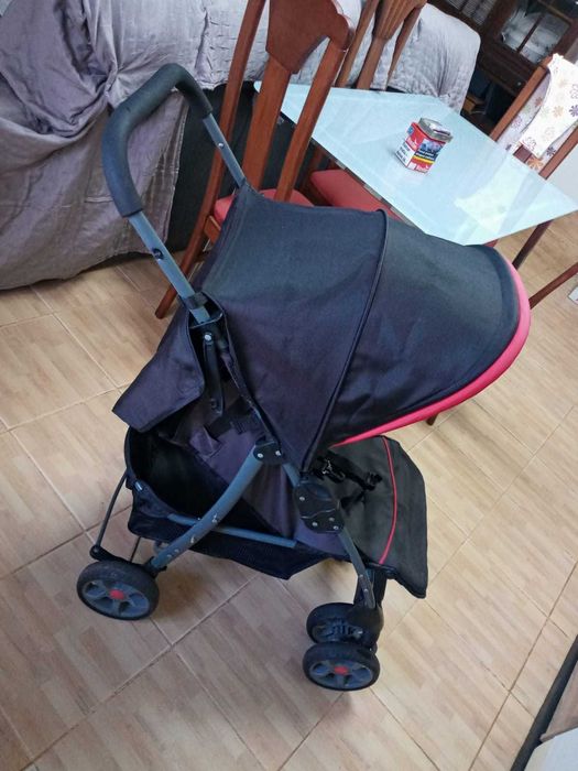 Carrinho de bebe em bom estado