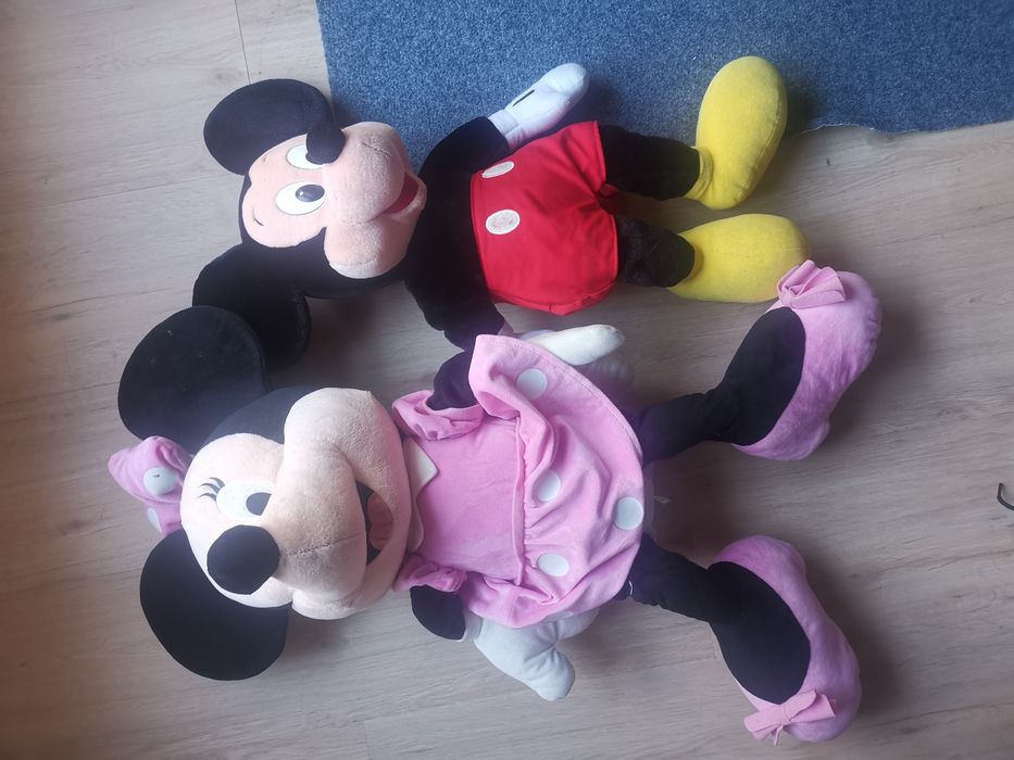Vendo conjunto Mickey e Minnie
