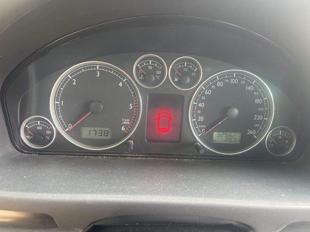 1.9 TDI 115KM 7 foteli 325 tys km, klima działa, serwis rozrzad itp