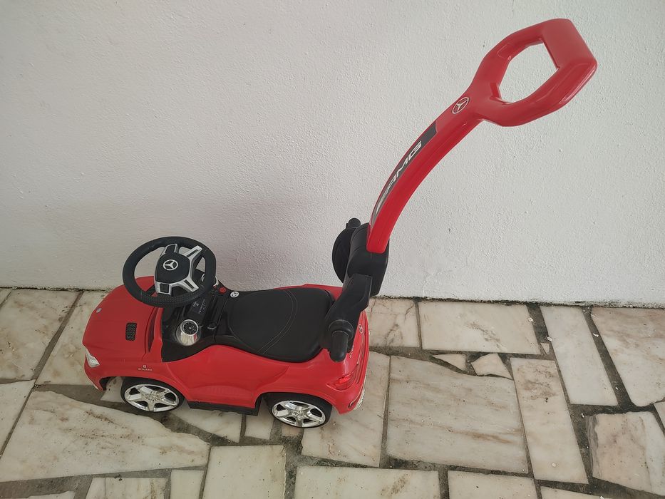 Carrinho Mercedes AMG GL 63 para crianças