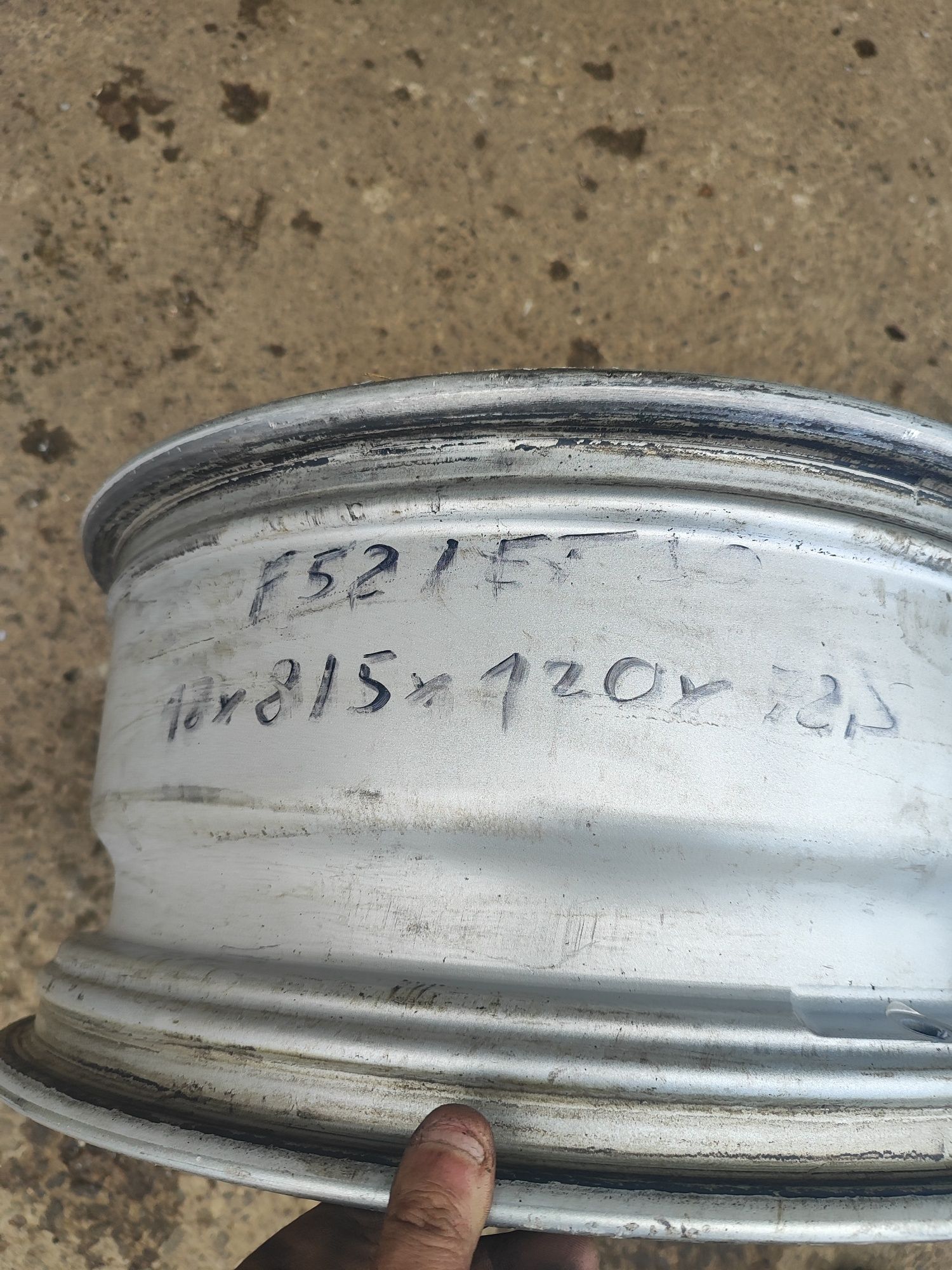 Alufelgi BMW 18 cali 8 j 18 120 x 5 pięć sztuk