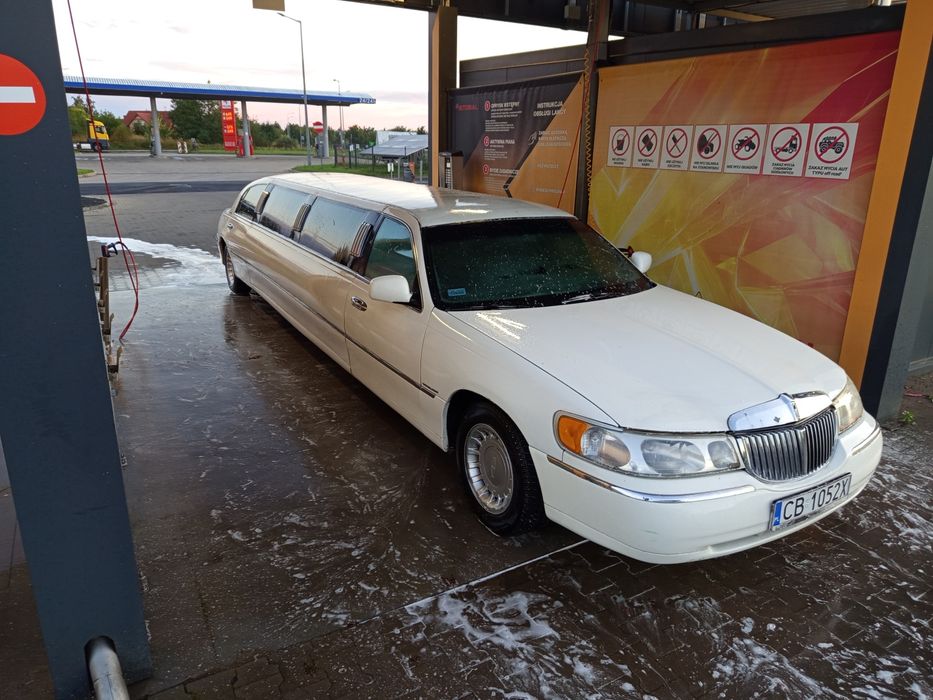 Lincoln Town Limo Limuzyna 4.6 V8 Long 9 osobowa zamiana