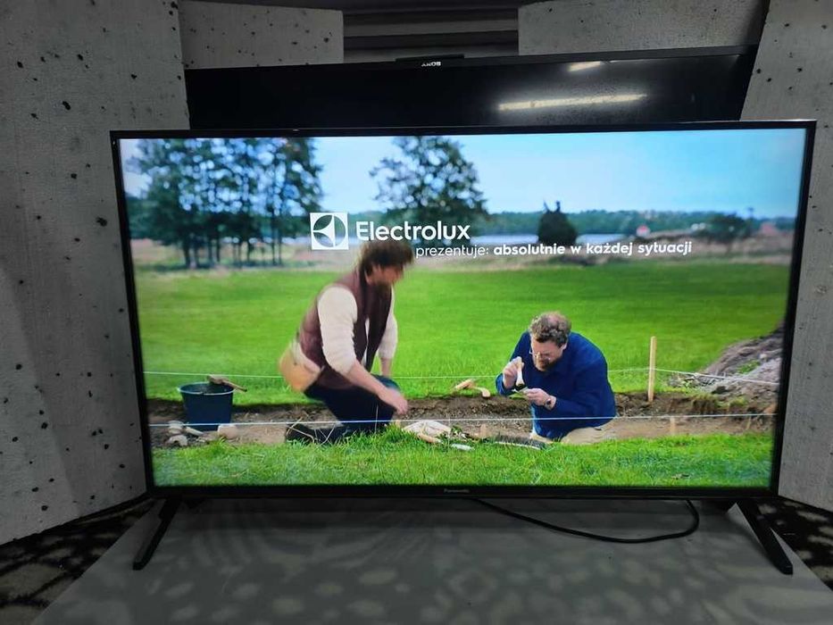 Tv Led Panasonic 40  cali  smart wi-fi  dvbt2 hevc