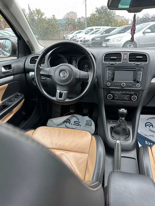 Продам Volkswagen Golf VI 2011 рік можлива розстрочка,кредит,обмін!