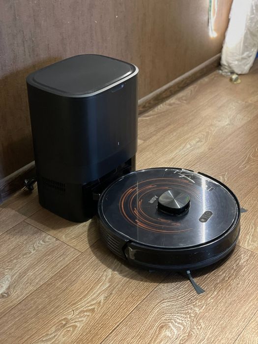 Робот-пилосос ABIR K30 з самоочищенням, лазерною навігацією та вологим