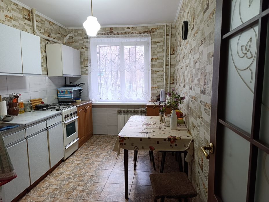 Трикімнатна квартира в районі Епіцентра