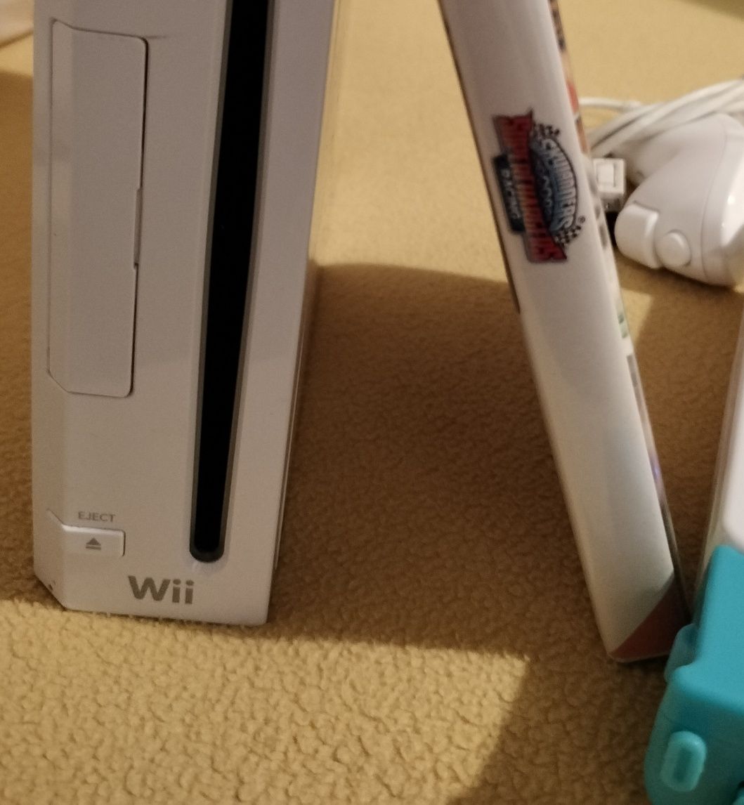 Nintendo Wii com todos os acessórios e muitos jogos