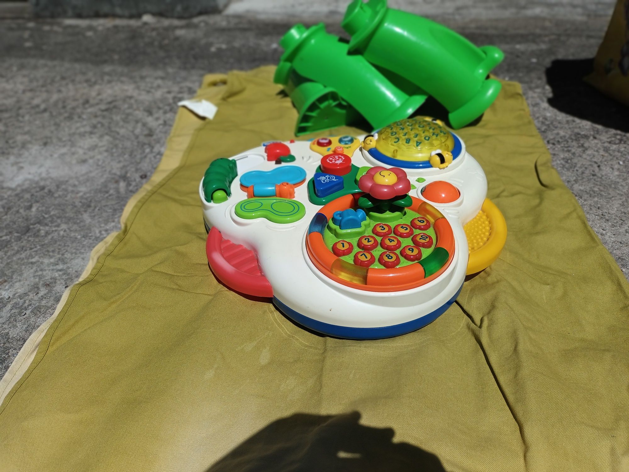 Mesa pedagógica Chicco Bebés