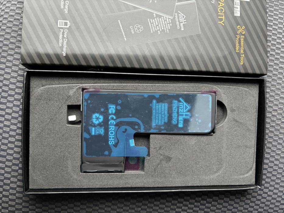 Аккумулятор  айфон 11 про новий