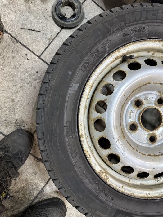 Komplet kół letnich VW Transporter T5 205/65R16c