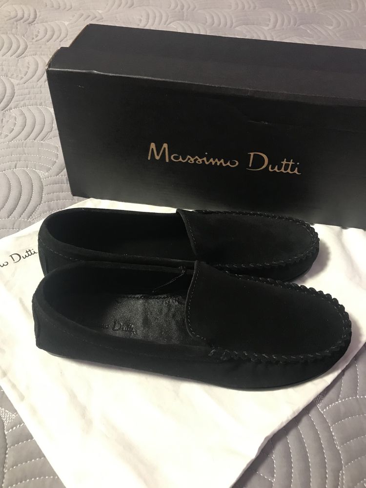Продам жіночі замшеві мокасини Massimo Dutti