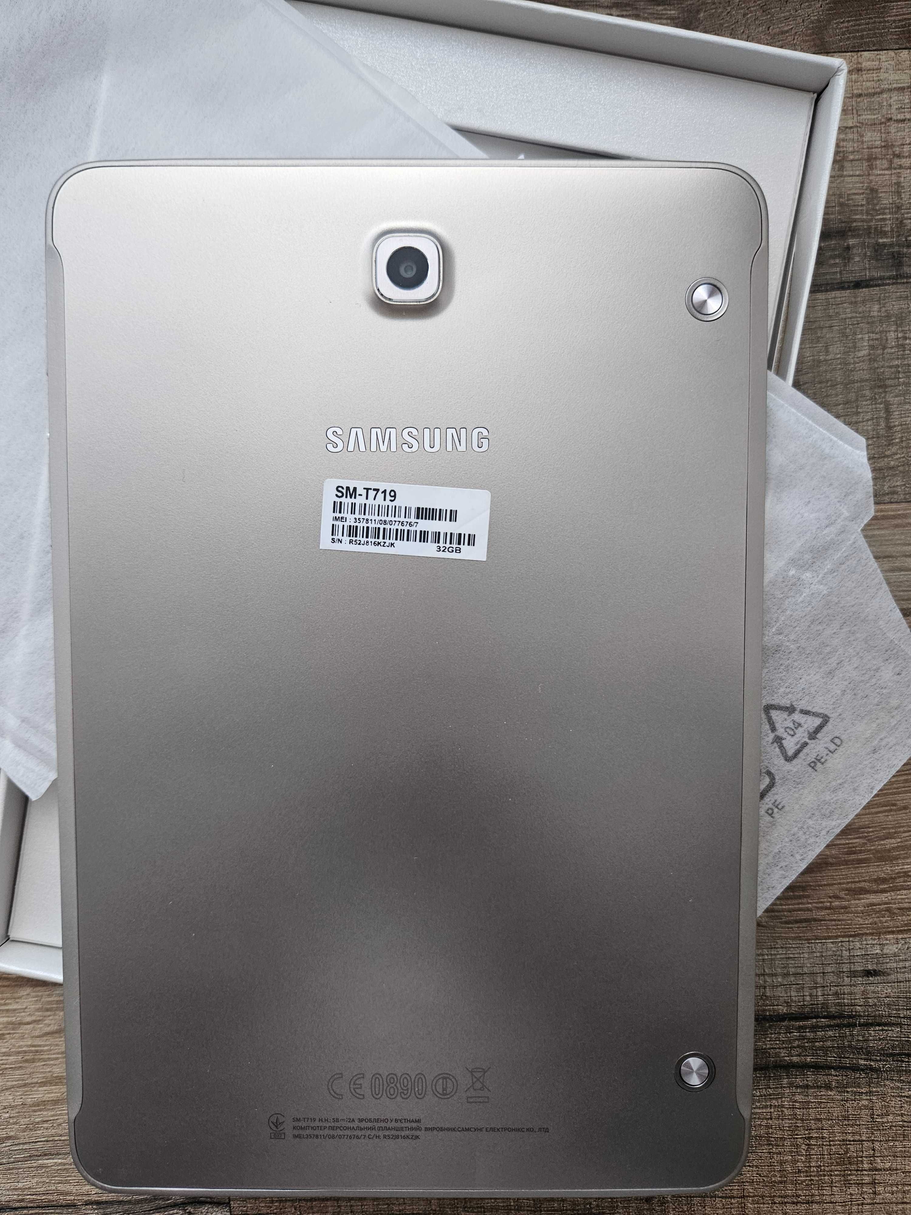 Планшет Samsung  Galaxy Tab S2 8.0 32Gb LTE ( SM- T719) 2016 року.