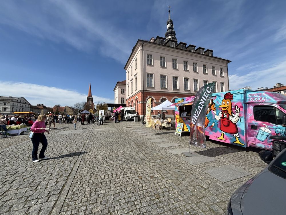 Obsługa imprez plenerowych - Food trucki