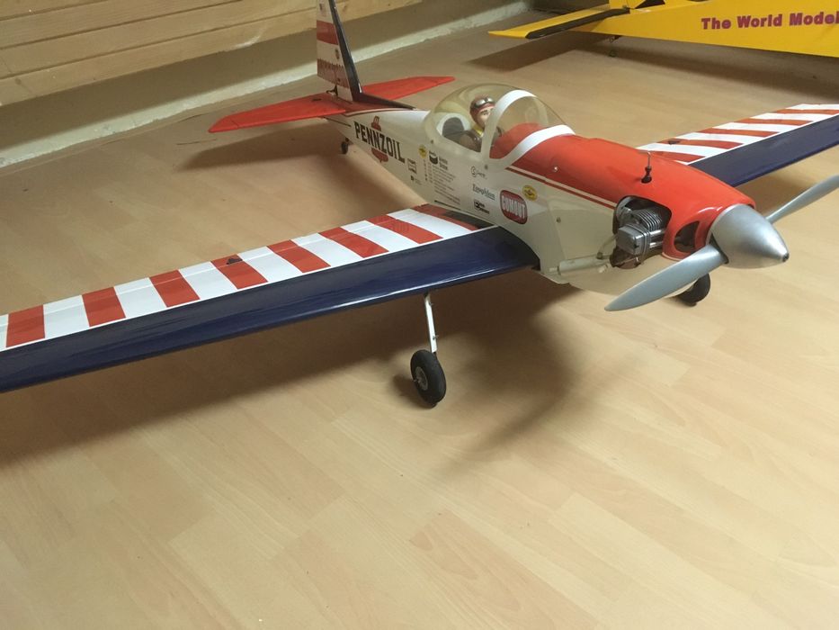 Samolot rc super chipmunk 90 rozp 1,6 m spalinowy 15 cc
