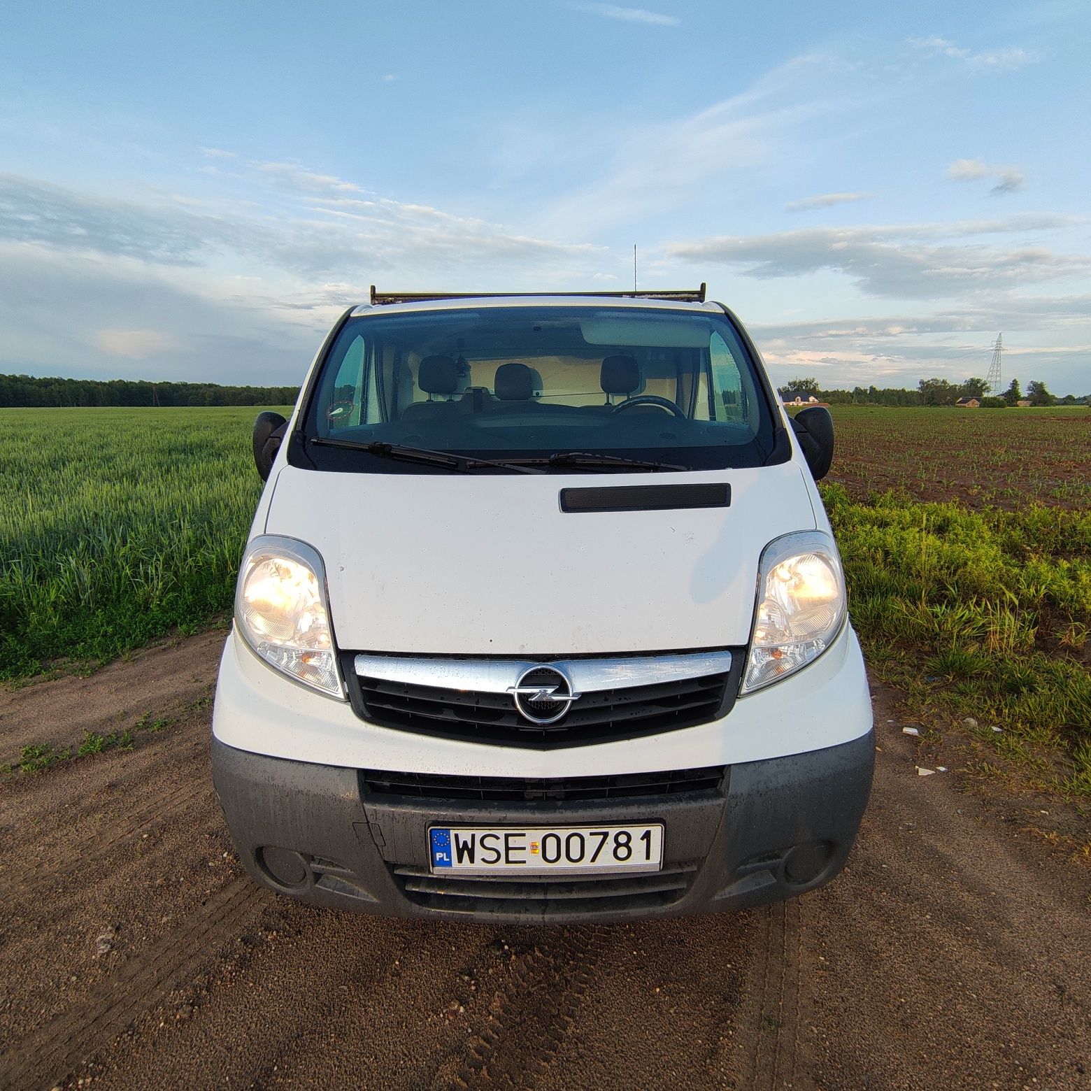 Opel Vivaro 2.0 Cdti  2014 rok Euro 5 Klimatyzacja
