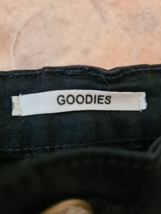 Джинси скіні підліткові