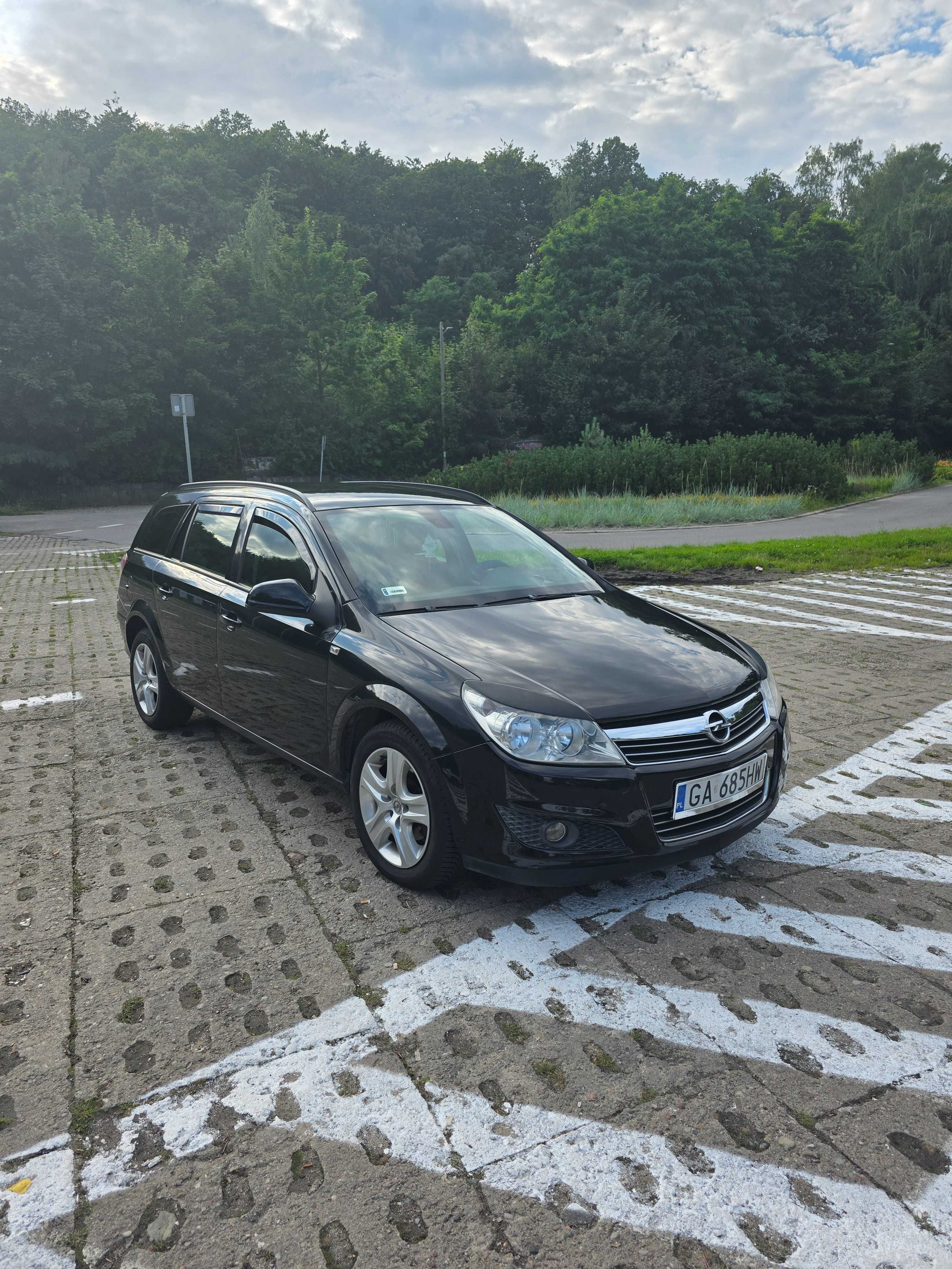Opel Astra 1.7 CDTI • 2009 r. • 6-biegowa • Ekonomiczny diesel
