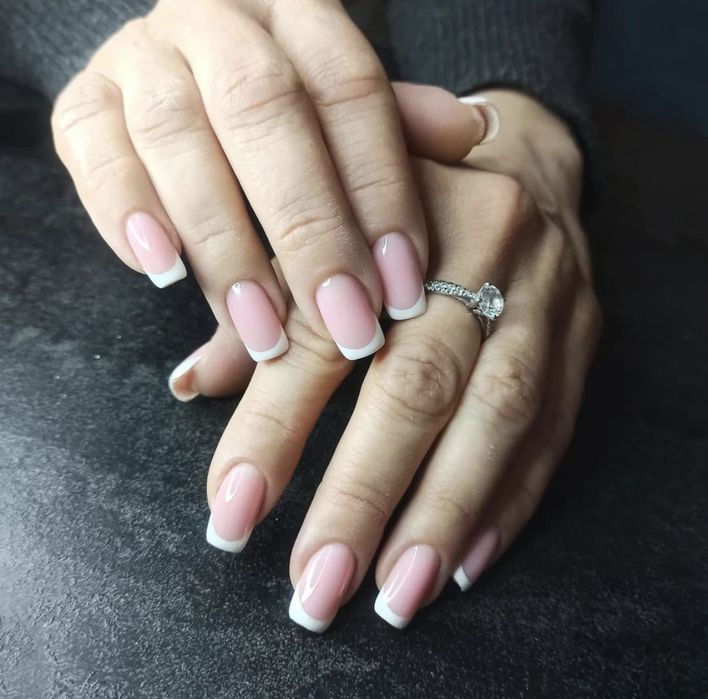 Манікюр Троєщина