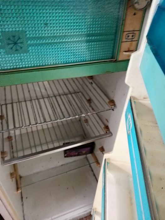 Холодильник Робочий малий з морозилкою