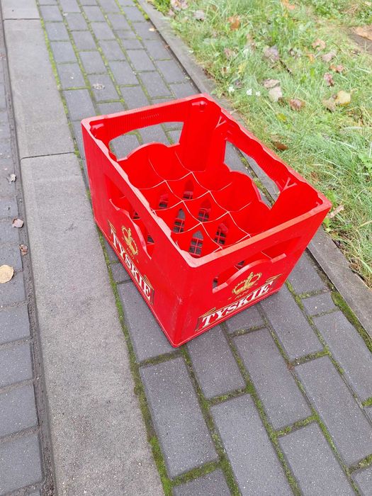 Skrzynka, krata, transporter na piwo TYSKIE czerwona