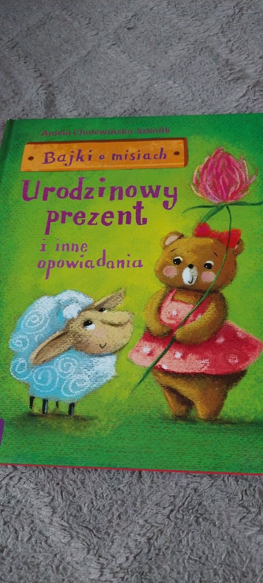 Bajki o misiach. Urodzinowy prezent i inne opowiadania