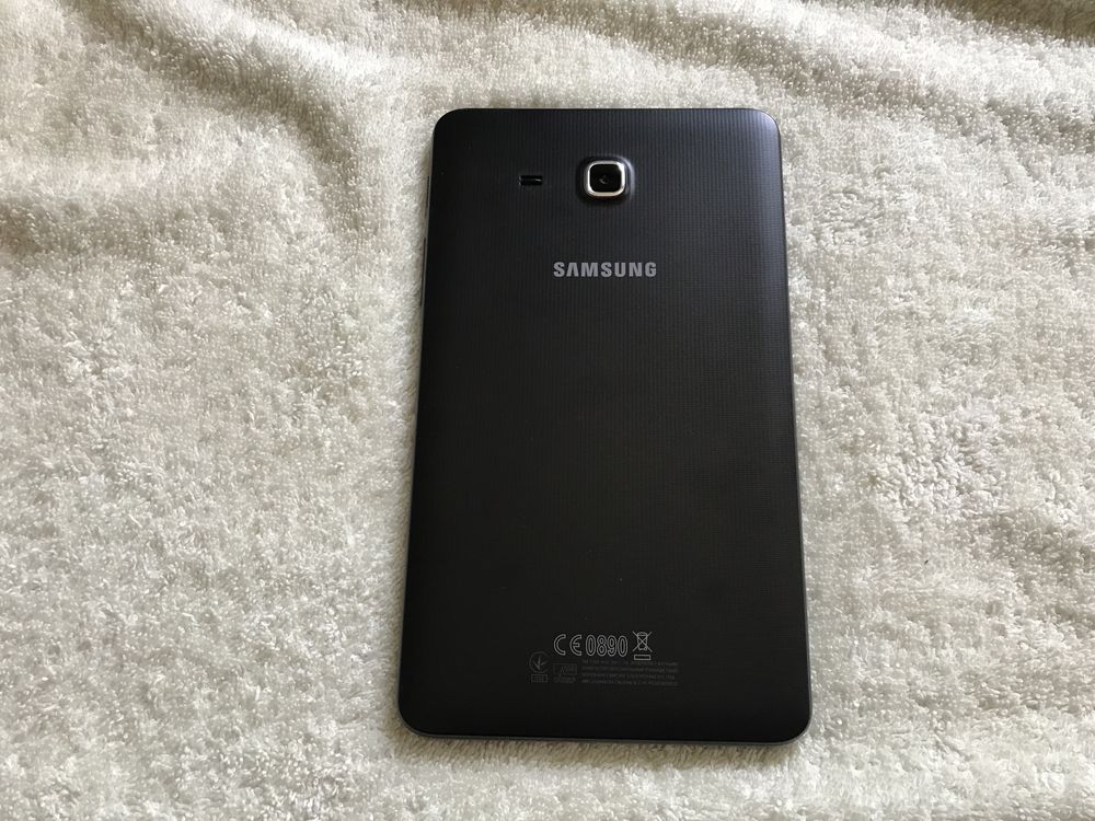 Мощный Samsung Galaxy Tab A6, SM-T285. 7 дюймов, звонящий.